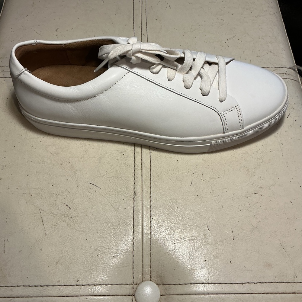 Men's White Leather Low-Top Sneakers - Picture 5 of 8
